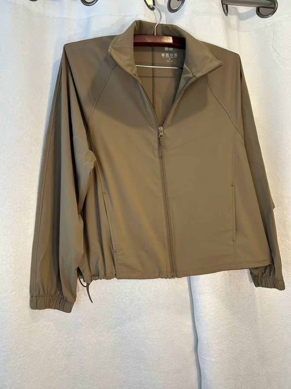 UNIQLO Women's Lightweight Zip Jacket - Taupe